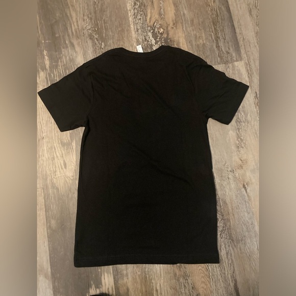 Disneys Tinkerbell Black Women’s Tee Shirt - Picture 3 of 7